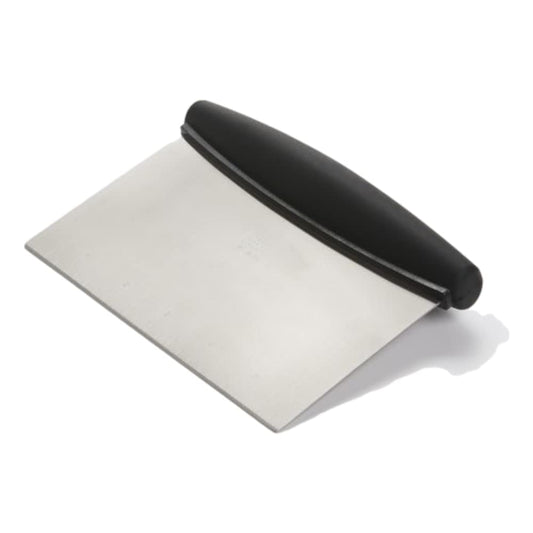 OXO Good Grips Stainless Steel Multi-Purpose Scraper & Chopper, Dough Cutter for Pizza, Bread and Cookie Dough, Multi-Purpose Vegetable Chopper, Dishwasher-Safe Kitchen Essential