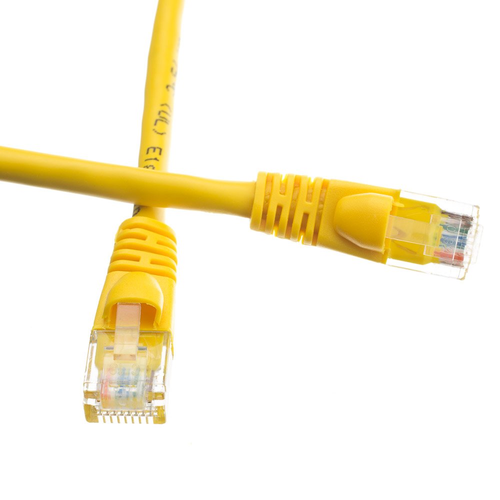 CableWholesale Cat6 Ethernet Cable 1.5ft Yellow