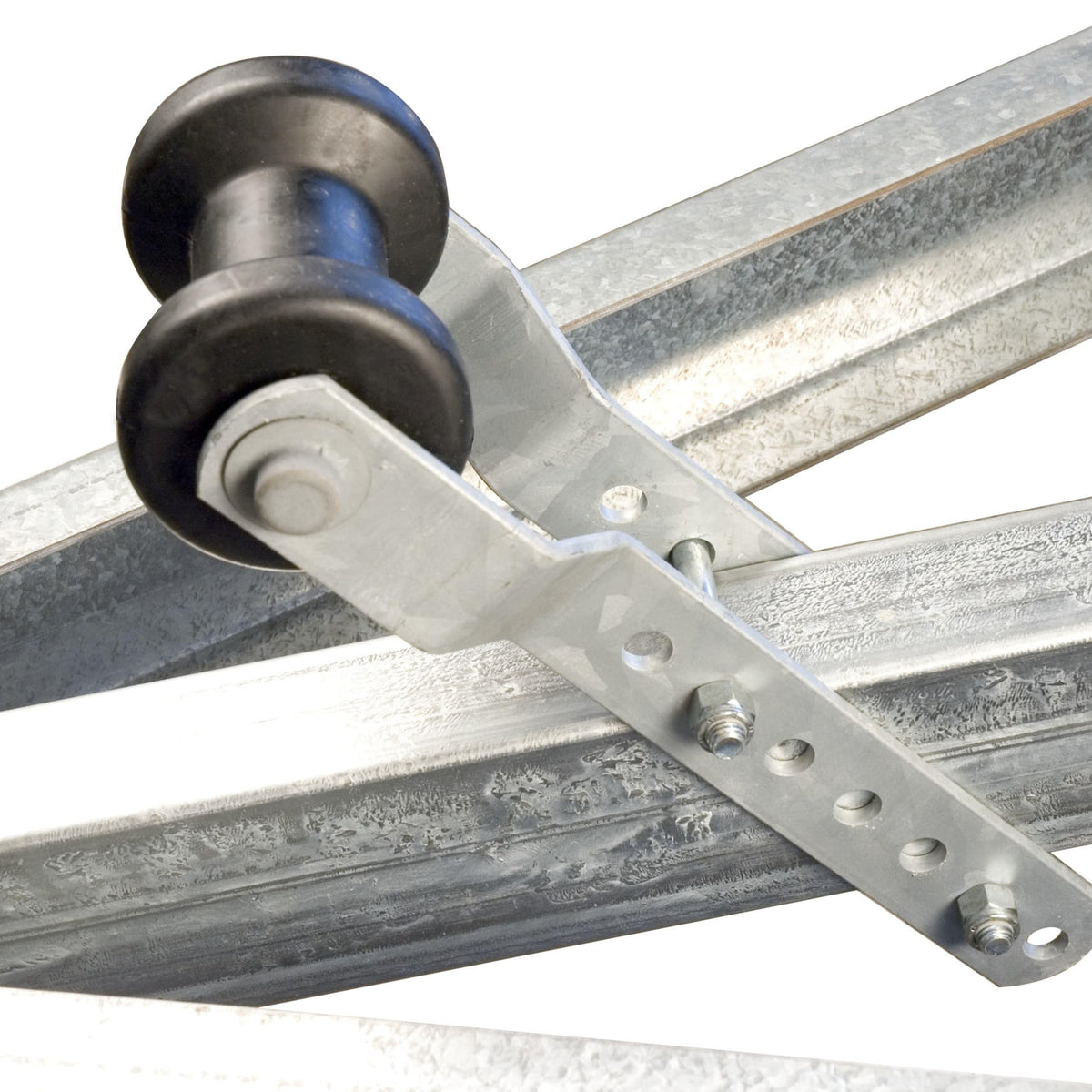CE Smith Trailer Adjustable Keel Roller Bracket 3" 32003G