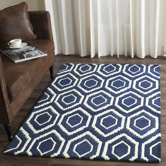 SAFAVIEH Chatham Collection 4' x 6' Dark Blue/Ivory CHT731C Handmade Geometric Premium Wool Area Rug